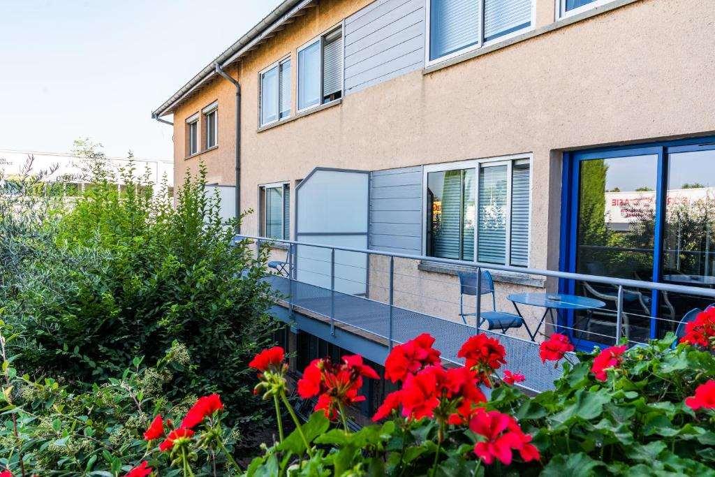 Hotel Newport Villefranche-sur-Saône Dış mekan fotoğraf