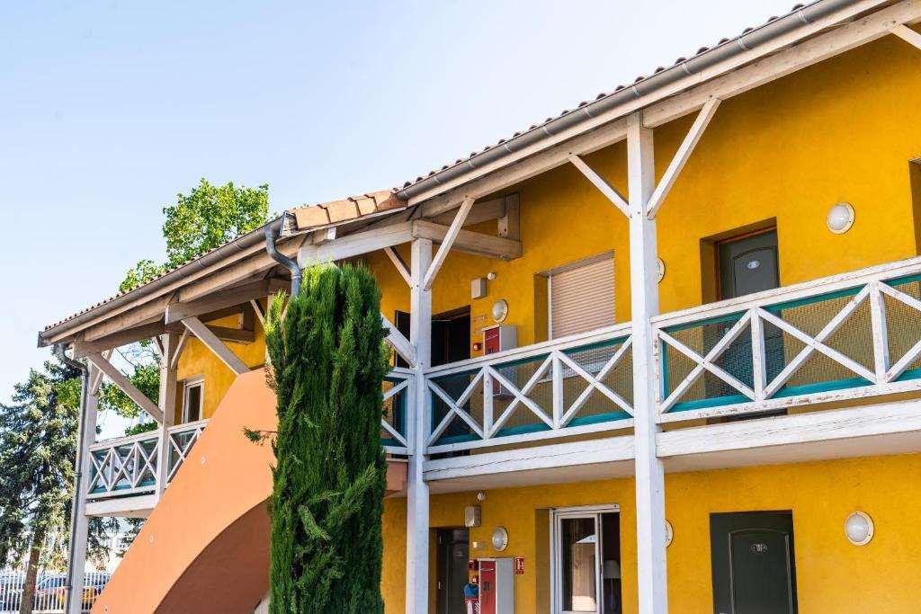 Hotel Newport Villefranche-sur-Saône Dış mekan fotoğraf