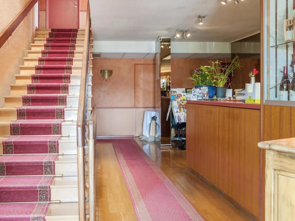Hotel Newport Villefranche-sur-Saône Dış mekan fotoğraf